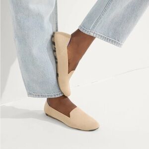 Rothy’s The Loafer Ecru Beige Flats Size 9 Neutral Casual Washable Preppy Travel
